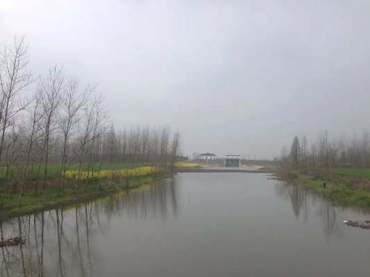 石首天气，江畔小城的阴晴冷暖，皆是人间的诗意